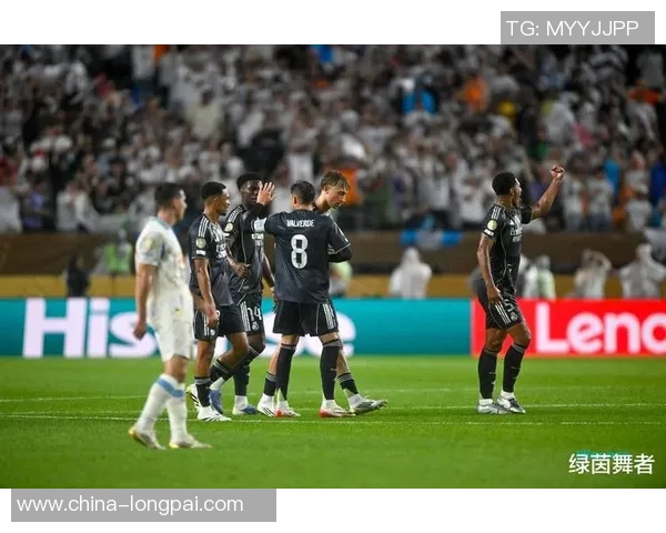 中国队与皇马激战在即球迷期待精彩对决与历史交锋 中国队与皇马激战在即球迷期待精彩对决与历史交锋